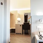 Angeles Hotel 3*